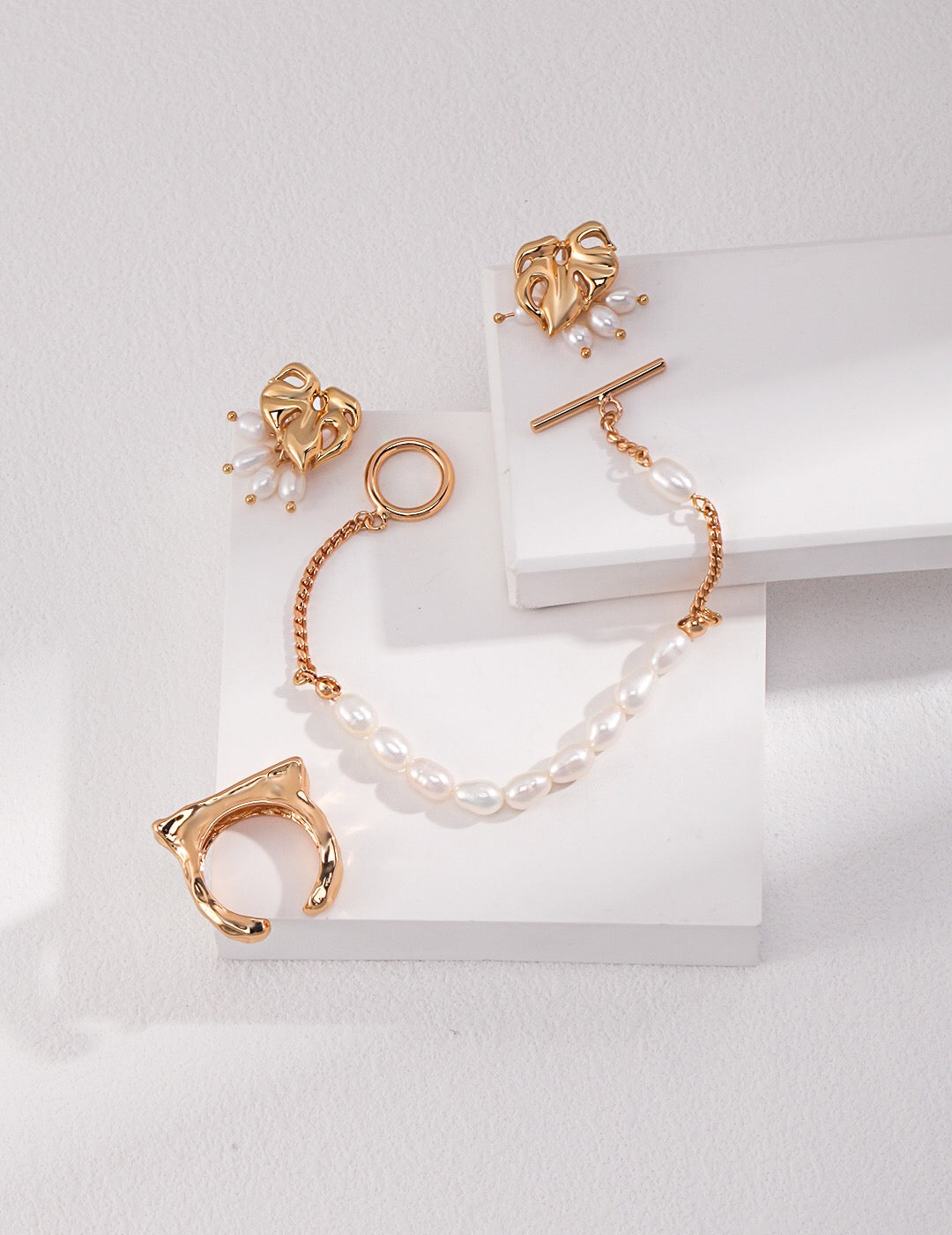 Minimal Freshwater Pearl Bracelet-2