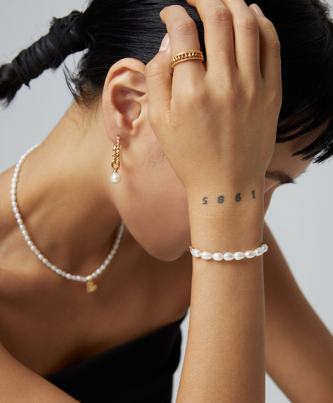 Minimal Freshwater Pearl Bracelet-3