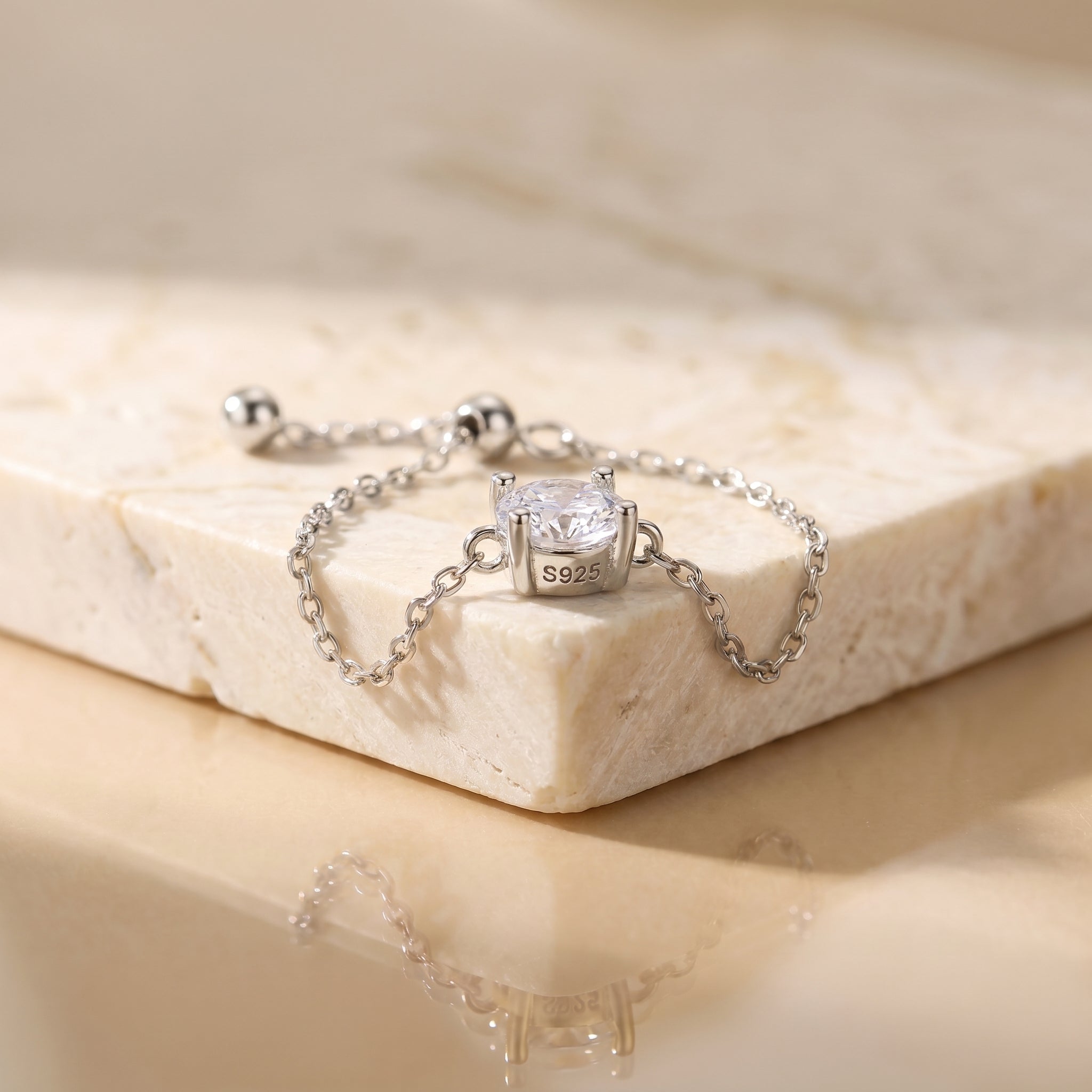 Luxury adjustable chain ring in 925 sterling silver with oval zirconia stone and visible S925 hallmark, minimalist silver ring for women, elegant everyday jewelry