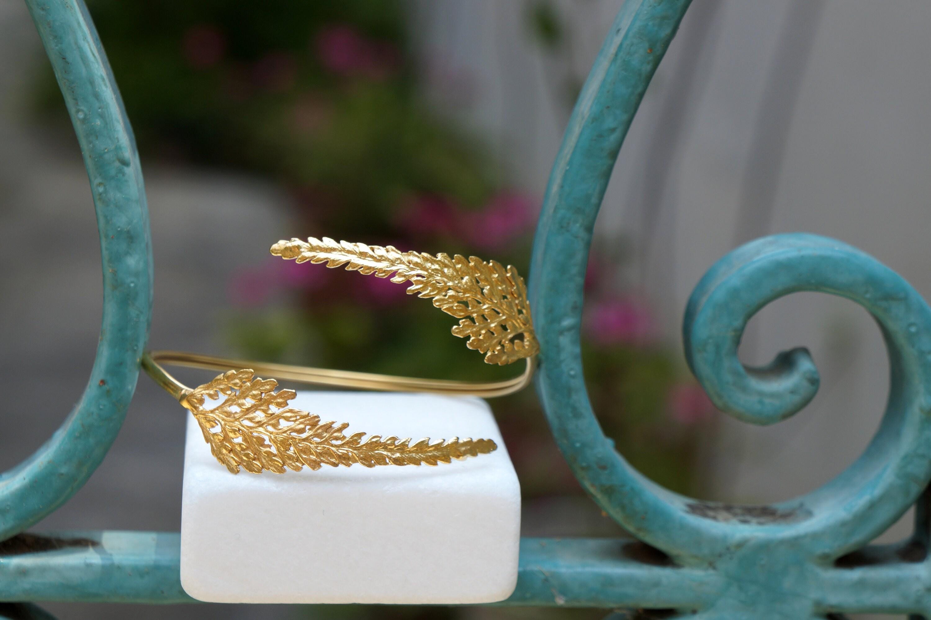 Real Fern Leaf Gold Bracelet, Handmade Nature Jewelry, Organic Botanical Bracelet, Unique Gift for Nature Lovers, 14K Gold Plated Brass-3