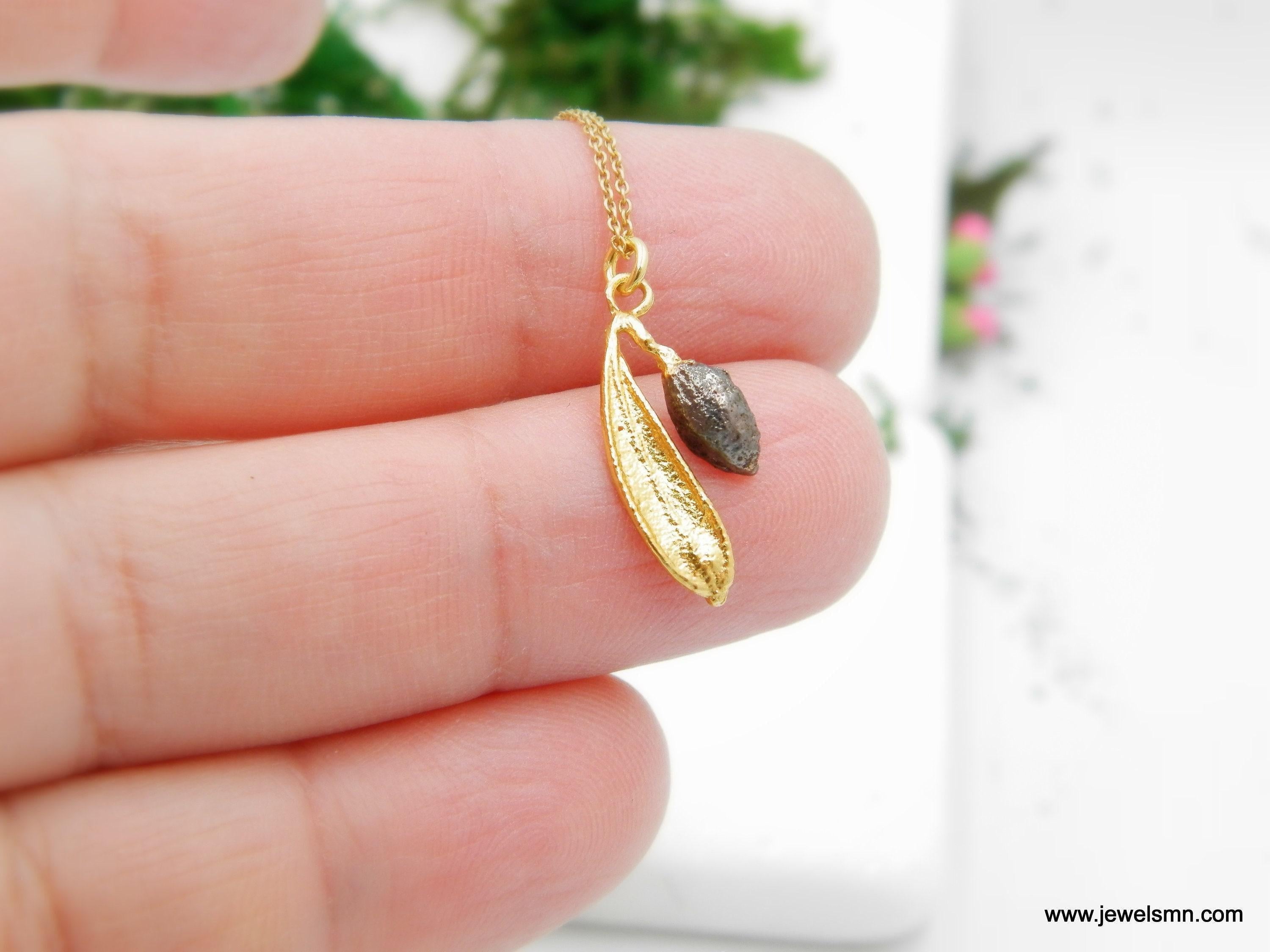 Aethel Olive Leaf Pendant Necklace